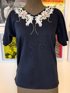 Vintage 90s Embellished Floral Top – Vintage Beaded Embroidered Coquette Tee